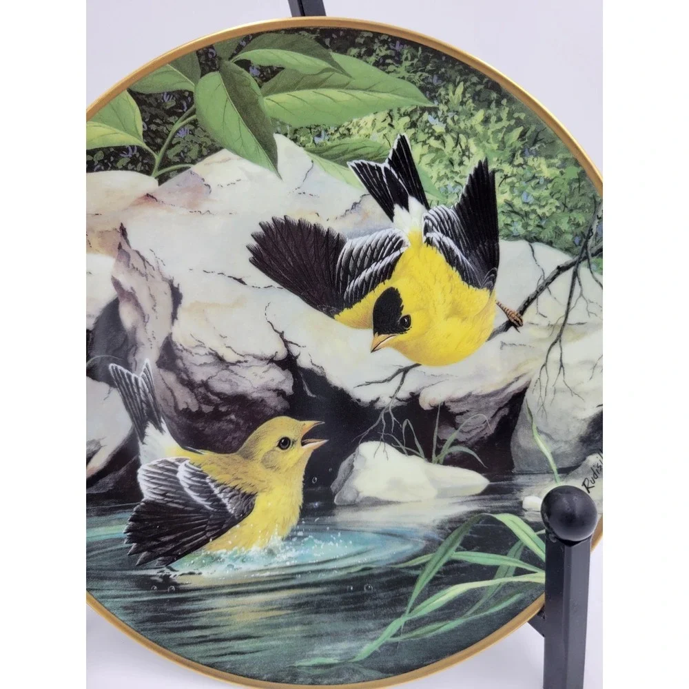 GOLDFINCH 